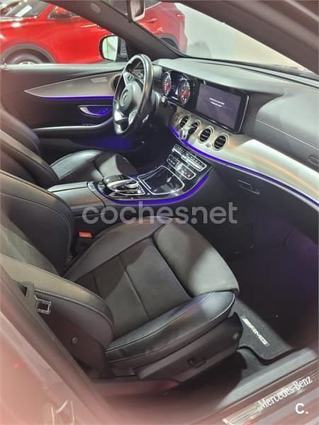 Usado Mercedes E220 194 CV (142 kW) 2018 Gris / plata Familiar