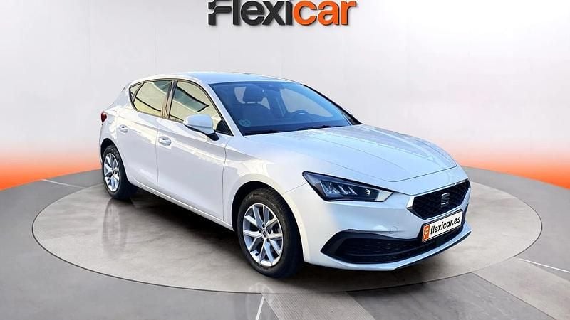 Begagnad Seat Leon Style 110 HK (80 kW) 2024 Sedan