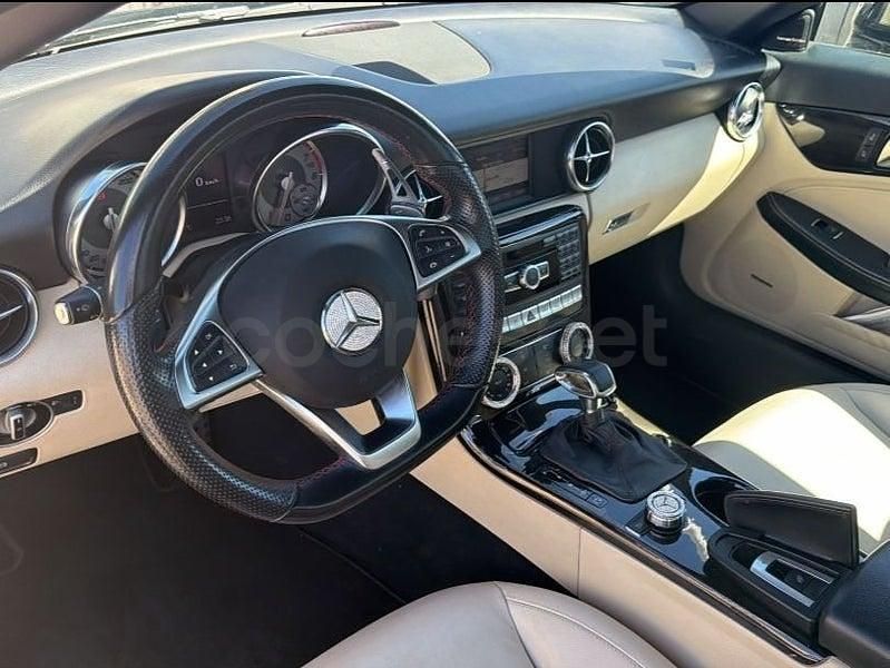 Usado Mercedes SLK200 184 CV (135 kW) 2013 Negro Descapotable