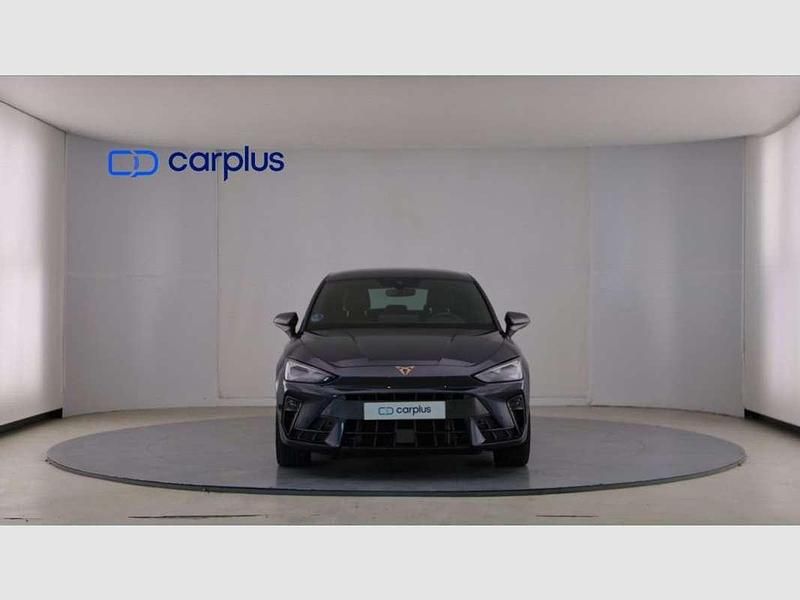 Usado Cupra Leon 150 CV (110 kW) 2025 Gris Utilitario