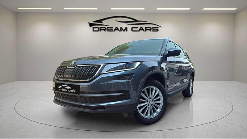 Gris Usado 2020 Skoda Kodiaq Ambition SUV | 27.990 € (Precio justo) - Imagen 1/4