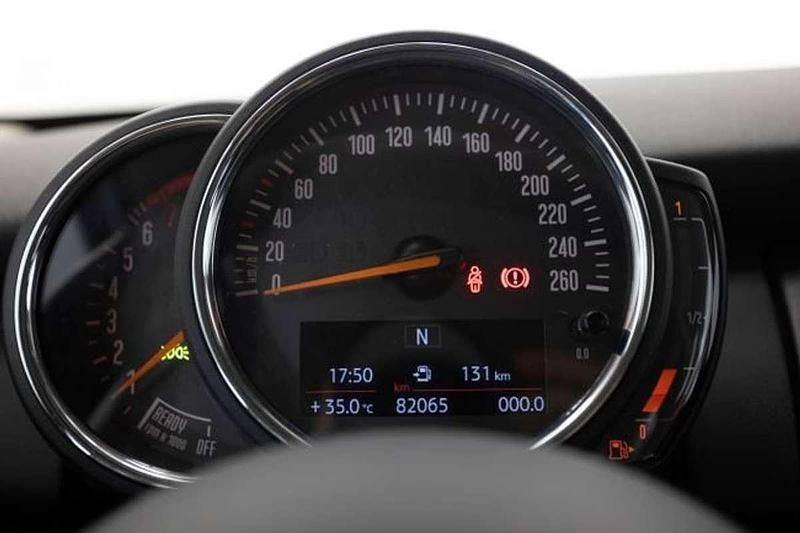 Usado Mini ONE 103 CV (75 kW) 2020 Rojo Utilitario