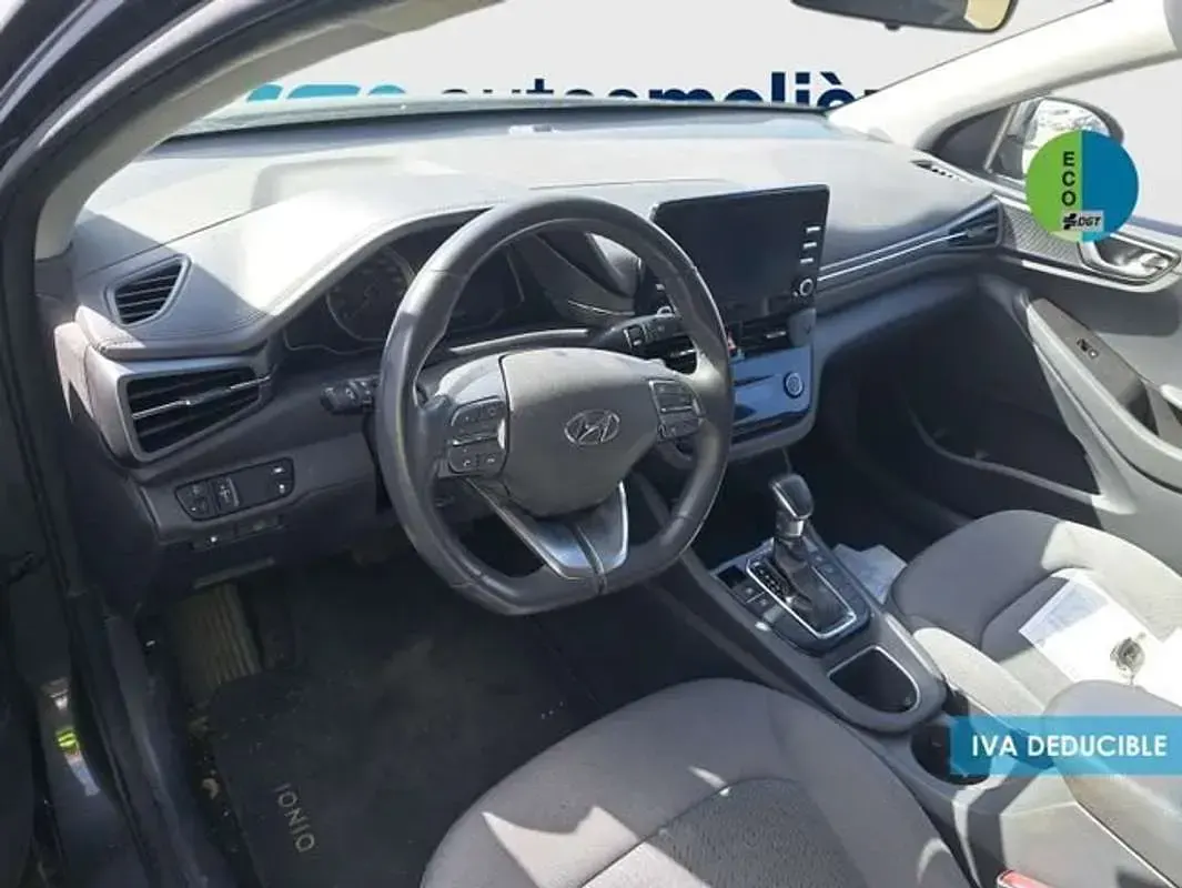 Usado Hyundai Ioniq 141 CV (103 kW) 2021 Gris Utilitario