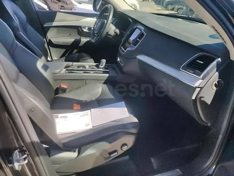 Käytetty Volvo XC90 Inscription 390 HP (286 kW) 2021 Musta Katumaasturi