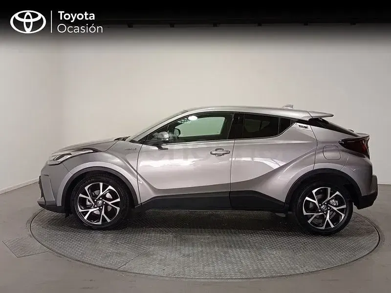 Usado Toyota C-HR Advance 122 CV (89 kW) 2021 Gris / plata SUV