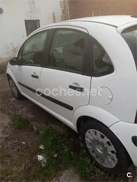 Usado Citroën C3 92 CV (67 kW) 2005 Blanco Berlina