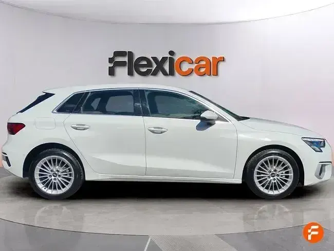 Usado Audi A3 150 CV (110 kW) 2023 Blanco Berlina