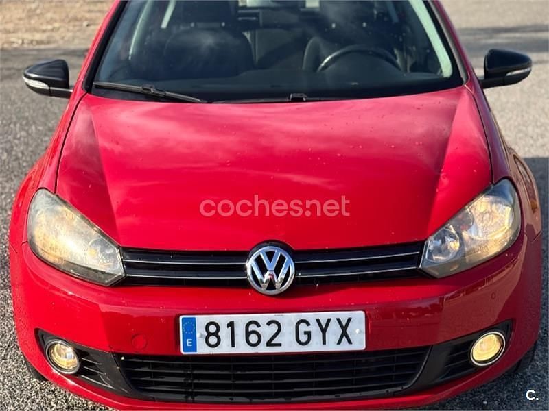 Rojo Usado 2010 VW Golf VI Advance Berlina | 6450 € (Super precio) - Imagen 1/4