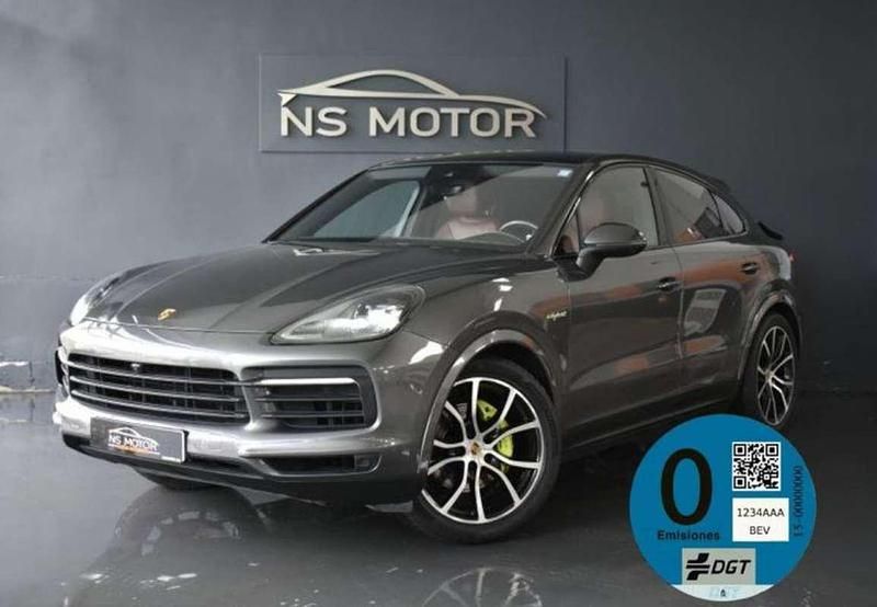 Usado Porsche Cayenne 462 CV (339 kW) 2020 Gris SUV