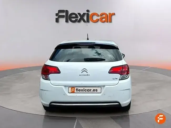 Usado Citroën C4 Live 110 HP (80 kW) 2017 Branco