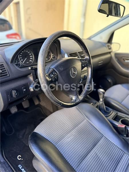 Usado Mercedes A200 Avantgarde 136 CV (100 kW) 2005 Blanco Berlina