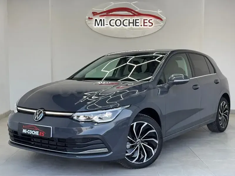 Usado VW Golf VIII Style 150 CV (110 kW) 2024 Gris / plata Berlina