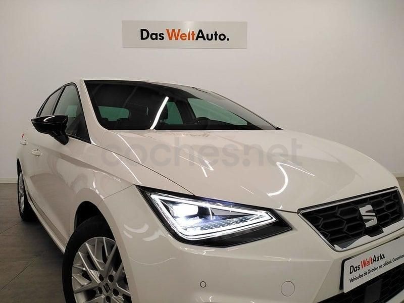 Usado Seat Ibiza FR 115 CV (84 kW) 2025 Blanco Utilitario