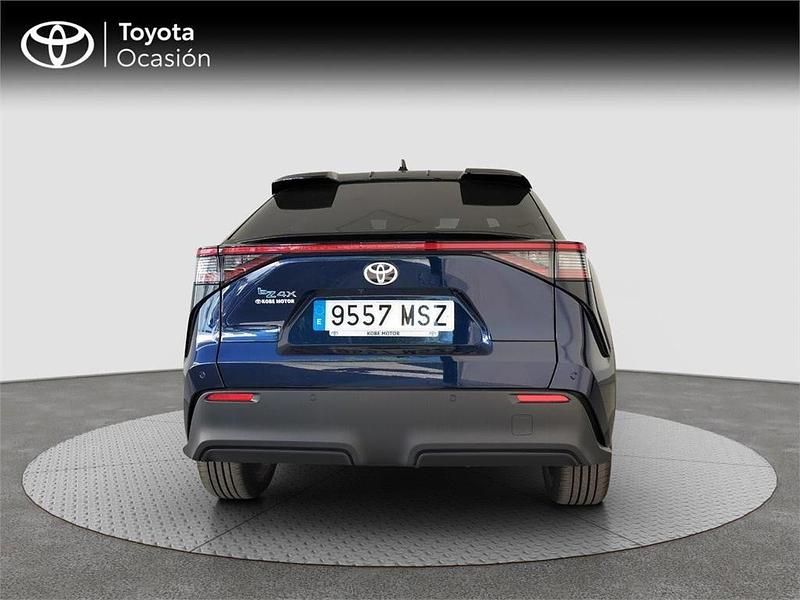 Usado Toyota bZ4X Plus 150 kW (204 CV) 2024 Azul SUV