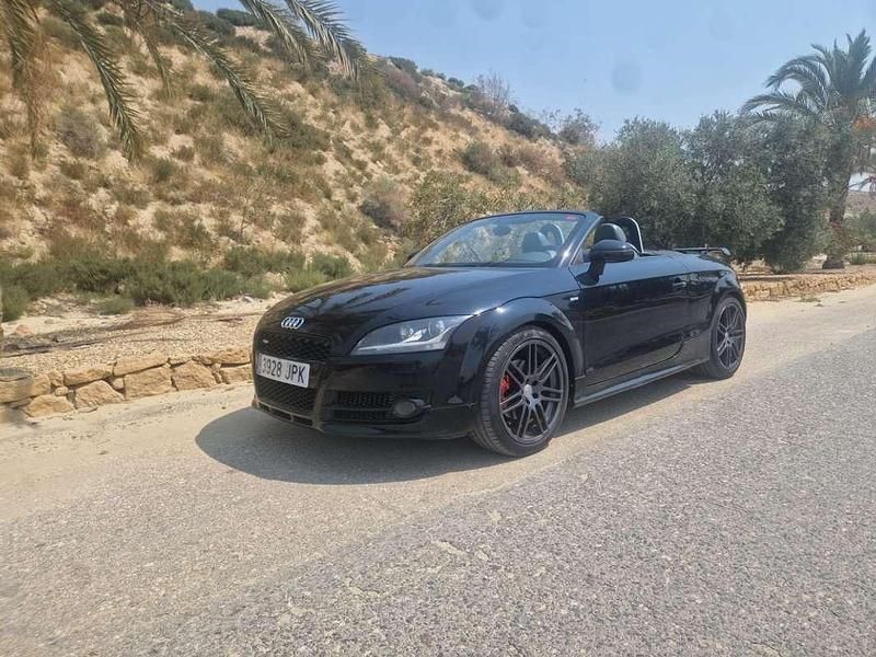 Negro Usado 2007 Audi TT Roadster Ambiente Descapotable | 13.900 € (Precio justo) - Imagen 1/4