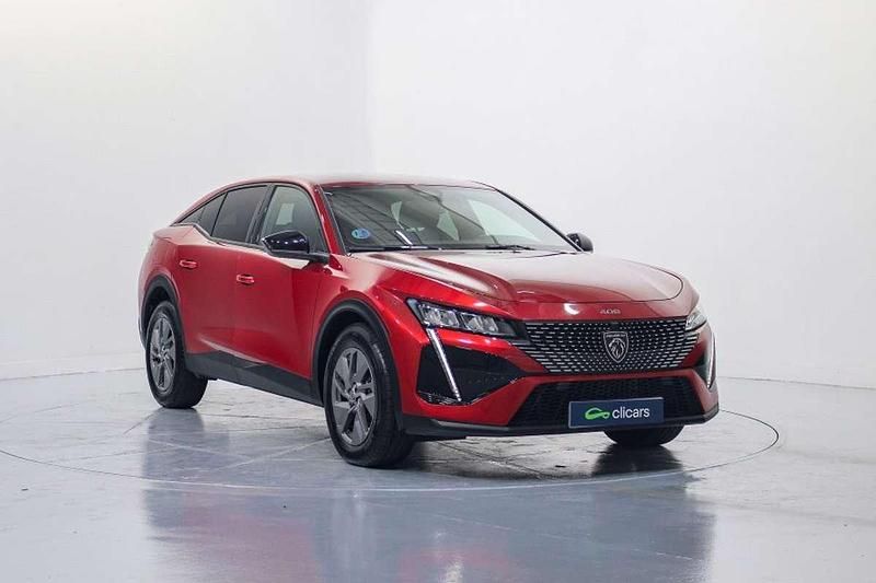 Usado Peugeot 408 Allure 136 CV (100 kW) 2025 Rojo SUV