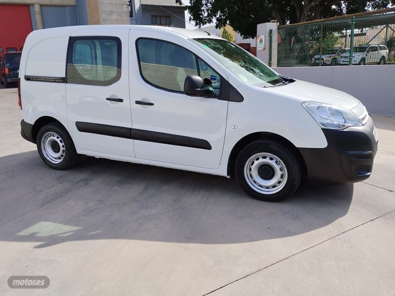 Blanco Usado 2016 Citroën Berlingo Monovolumen | 8500 € (Buen precio) - Imagen 1/4