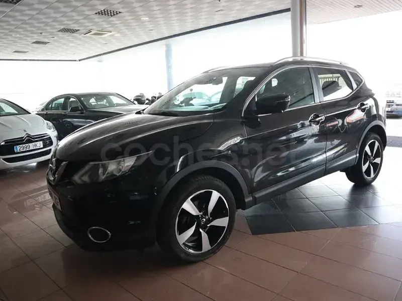 Usado Nissan Qashqai Acenta 110 CV (80 kW) 2016 Negro SUV