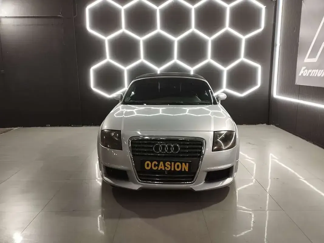 Usado Audi TT 150 CV (110 kW) 2005 Gris Coupe