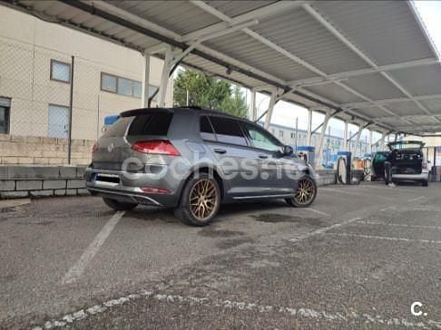 Usado VW Golf VII Advance 115 HP (84 kW) 2020 Cinzento Carrinha
