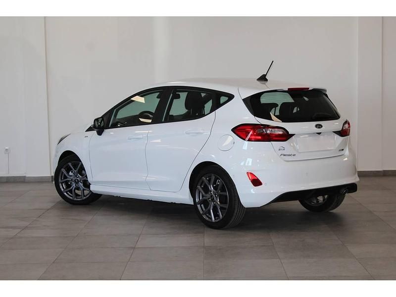 Usado Ford Fiesta ST-Line 125 CV (91 kW) 2023 Blanco Utilitario
