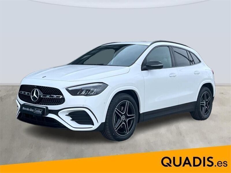 Usado Mercedes GLA200 AMG line 150 CV (110 kW) 2025 Blanco polar SUV