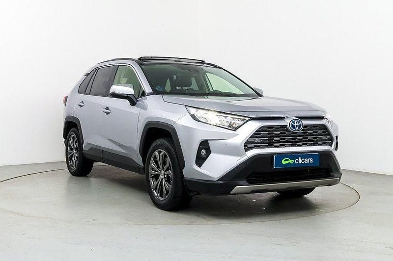 Usado Toyota RAV4 Hybrid Advance 218 CV (160 kW) 2022 Gris / plata SUV