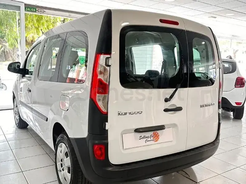 Begagnad Renault Kangoo Edition One 95 HK (69 kW) 2021 Vit Minibuss