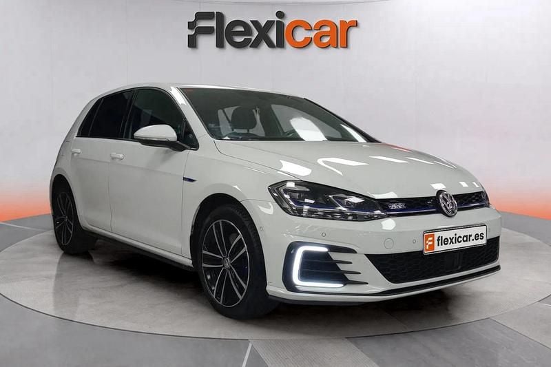 Blanco Usado 2020 VW Golf VII GTE Berlina | 20.690 € (Buen precio) - Imagen 1/4