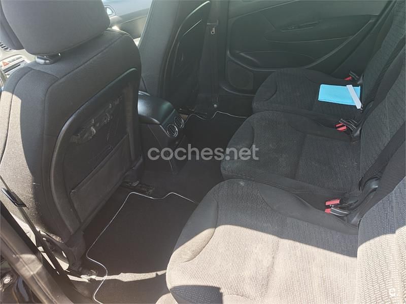 Usado Peugeot 308 SW Premium 150 CV (110 kW) 2009 Negro Familiar