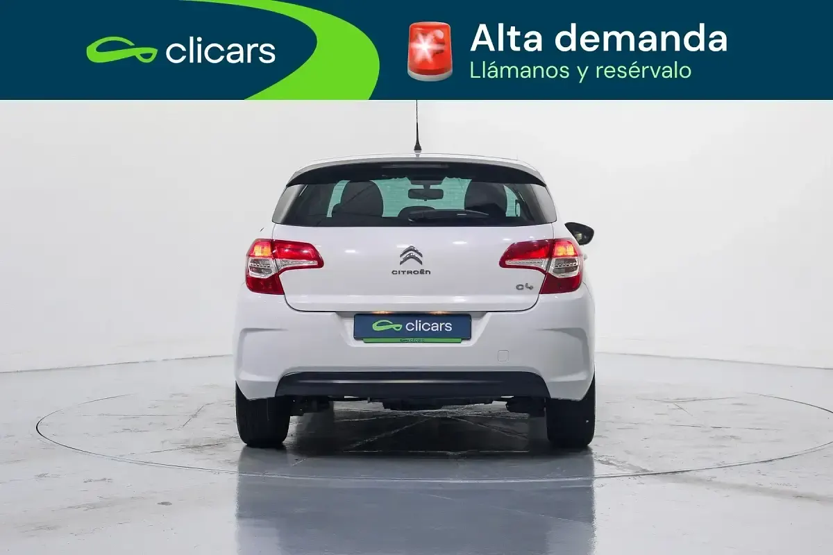 Usado Citroën C4 Live 99 CV (72 kW) 2015 Blanco Berlina