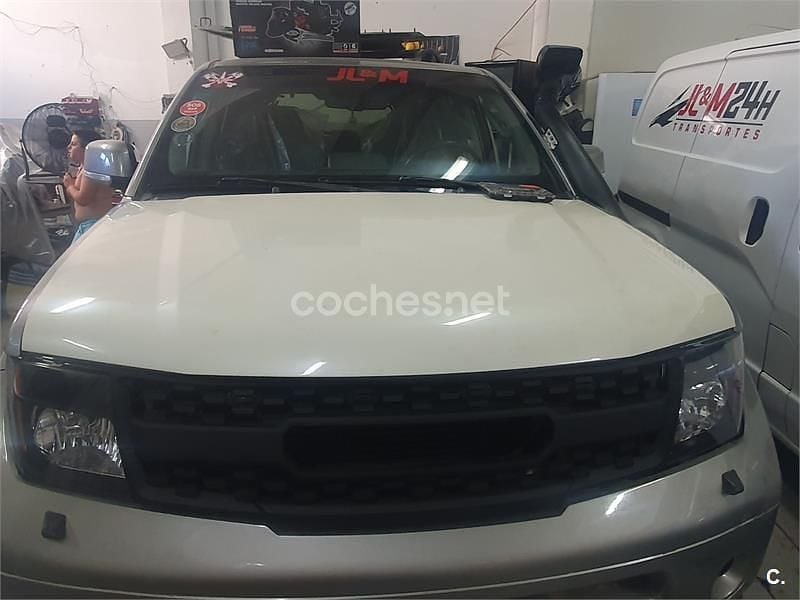 Gris / plata Usado 2008 Nissan Pathfinder SUV | 10.000 € (Super precio) - Imagen 1/4