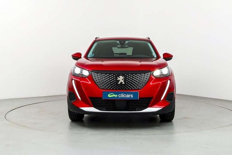 Usado Peugeot 2008 Allure 110 CV (80 kW) 2021 Rojo SUV