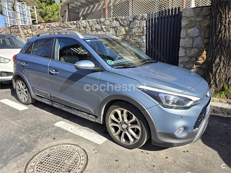 Usado Hyundai i20 Active 120 CV (88 kW) 2016 Azul Berlina