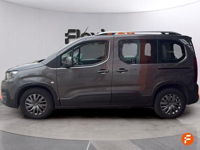 Usado Peugeot Rifter Active 110 CV (80 kW) 2021 Gris Monovolumen