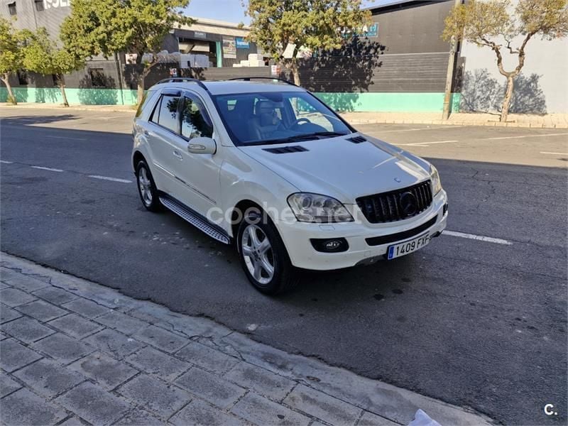 Blanco Usado 2007 Mercedes ML320 Edition 1 SUV | 13.400 € (Precio justo) - Imagen 1/4