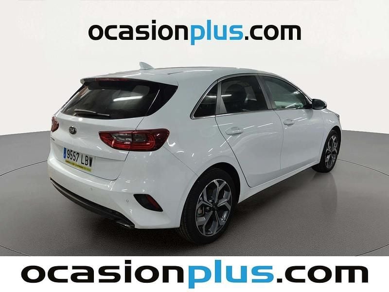 Usado Kia Ceed 120 CV (88 kW) 2019 Blanco Utilitario