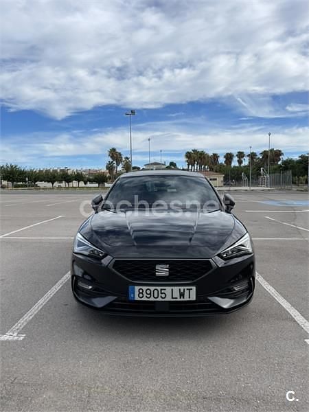 Negro Usado 2022 Seat Leon FR Berlina | 23.500 € (Caro) - Imagen 1/4