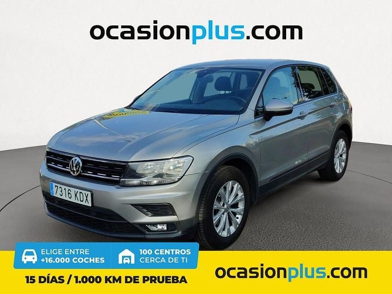 Gris plata Usado 2017 VW Tiguan Edition SUV | 17.350 € (Precio justo) - Imagen 1/4