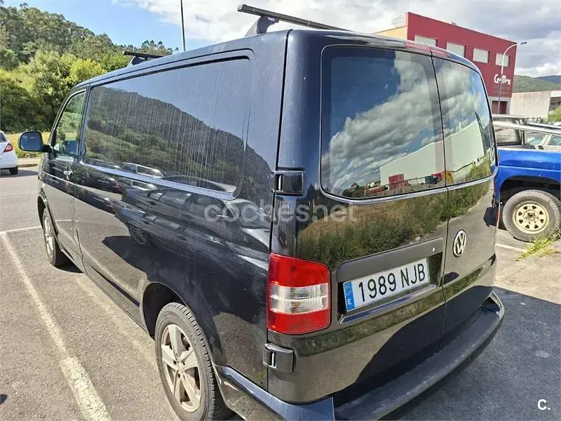 Usado VW Transporter 102 CV (75 kW) 2010 Negro Van