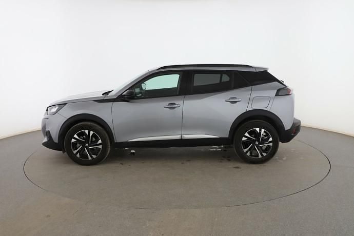 Usado Peugeot 2008 Allure 130 CV (95 kW) 2023 Gris SUV
