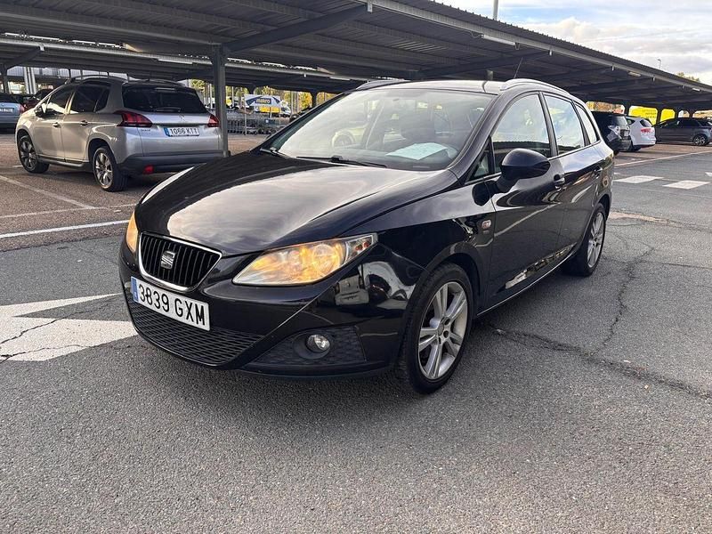 Usado Seat Ibiza Style 104 CV (76 kW) 2010 Negro