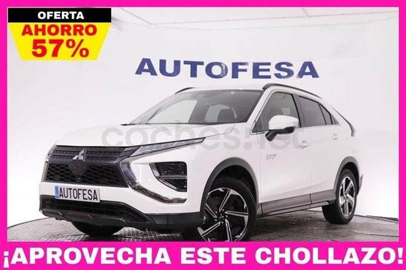 Usado Mitsubishi Eclipse Cross Motion 188 CV (138 kW) 2022 Blanco SUV