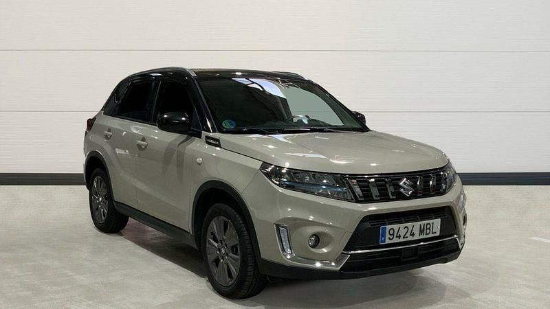 Beige Usado 2022 Suzuki Vitara SUV | 22.900 € (Caro) - Imagen 1/1