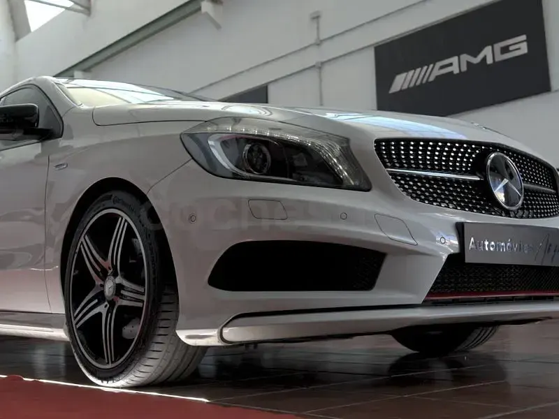 Usado Mercedes A250 AMG line 211 CV (155 kW) 2014 Blanco Utilitario