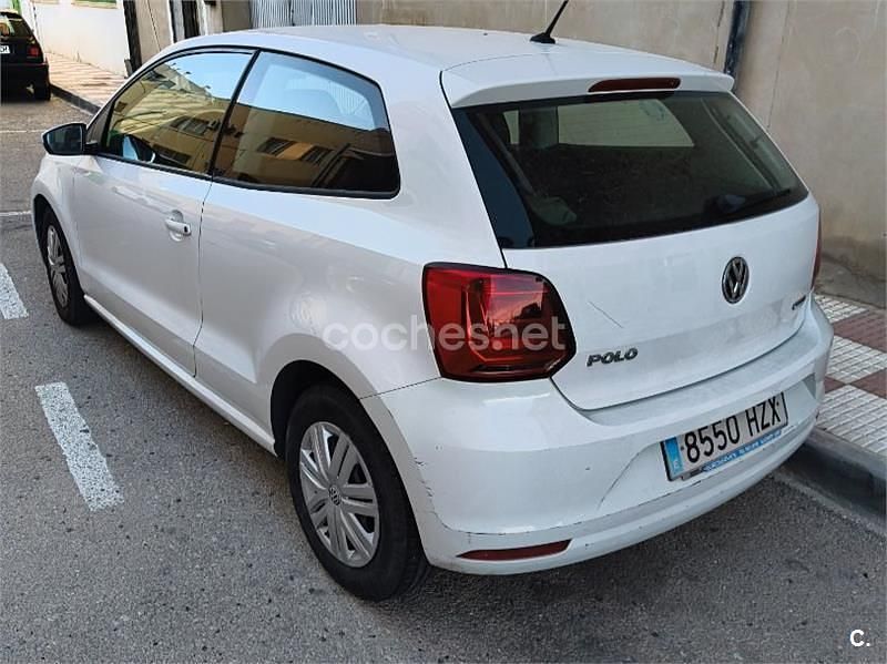 Usado VW Polo Edition 60 CV (44 kW) 2014 Blanco Berlina