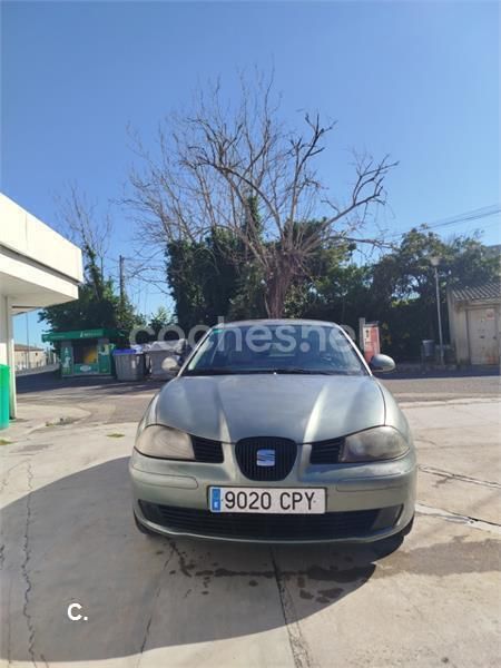Verde Usado 2003 Seat Ibiza Fresh Berlina | 1490 € (Buen precio) - Imagen 1/4