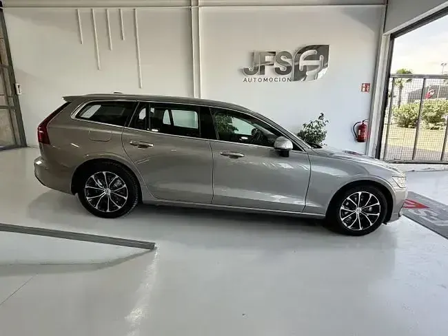 Usado Volvo V60 150 CV (110 kW) 2020 Otro Familiar