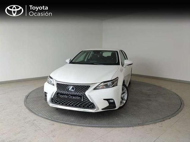 Usado Lexus CT200h Executive Line 136 CV (100 kW) 2019 Blanco Utilitario