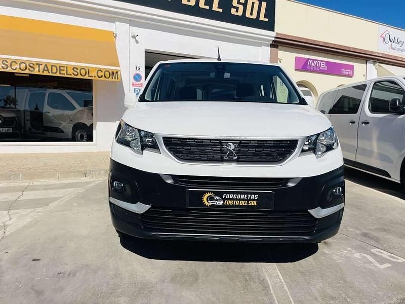 Usado Peugeot Rifter Active 102 CV (75 kW) 2021 Blanco Monovolumen